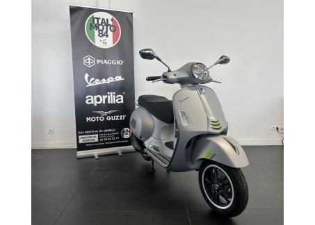 PIAGGIO VESPA GTS 300 SUPER TECH - VESPA GTS300 SUPERTECH