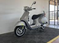 PIAGGIO VESPA GTS 300 SUPER TECH - VESPA GTS300 SUPERTECH