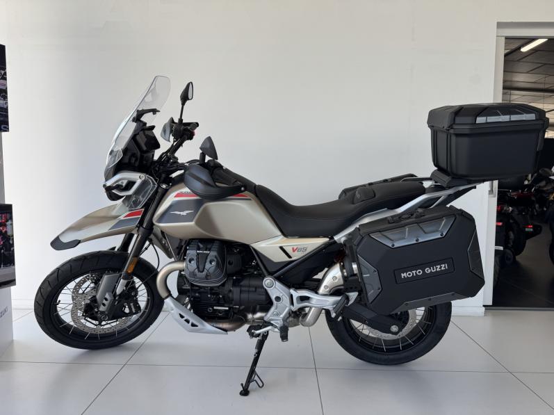 MOTO GUZZI V85 TT TRAVEL 850