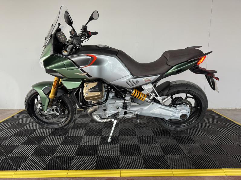 MOTO GUZZI V100  MANDELLO S